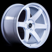 JNC014 | White | 17x8.25 | 5x114.3 | +32mm | CB: 73.1