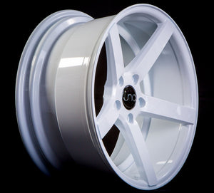 JNC026 | White | 20x9.5 | 5x114.3 | +32mm | CB: 73.1